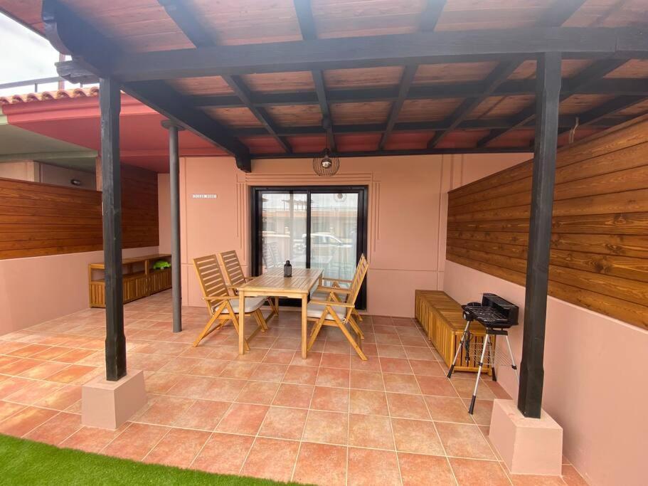 Ocean Home - No Stress Holidays ลาคาเรส ภายนอก รูปภาพ